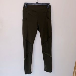 Unknown brand, deep olive green, size medium